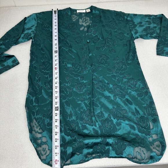 Vintage Victoria's Secret Kimono Size Medium Green Floral Pullover Button Cover - Picture 10 of 10